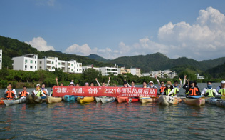 2004年成立深圳市英泰格電子科技有限公司，進(jìn)行市場(chǎng)的全力開拓，獲得了TE的代理授權(quán)；